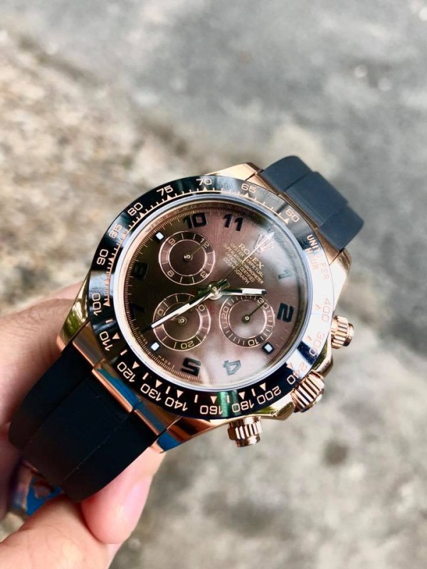 Đồng Hồ Đẹp Uy Tín ở tại HCM | Showroom đồng hồ chính hãng‎