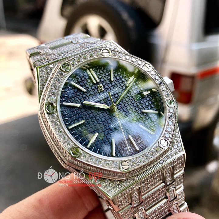 Đồng Hồ Đẹp Uy Tín ở tại HCM | Showroom đồng hồ chính hãng‎