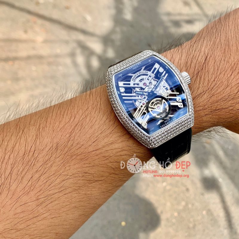 Đồng Hồ Đẹp Uy Tín ở tại HCM | Showroom đồng hồ chính hãng‎