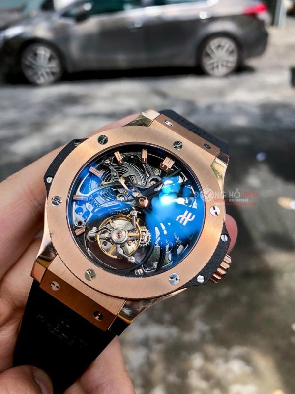 Đồng Hồ Đẹp Uy Tín ở tại HCM | Showroom đồng hồ chính hãng‎