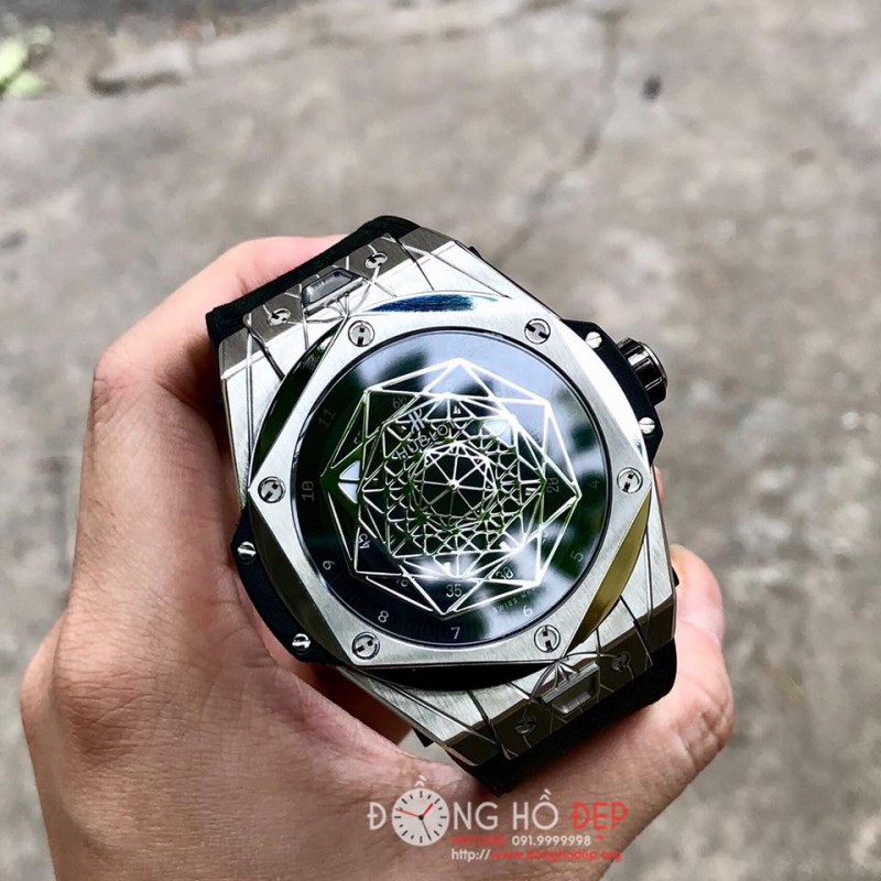 Đồng Hồ Đẹp Uy Tín ở tại HCM | Showroom đồng hồ chính hãng‎