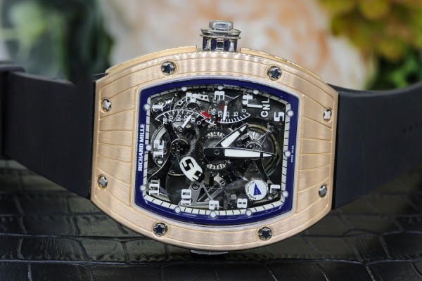 review-dong-ho-thuy-sy-richard-mille-rm-015-parini-navi-cup-dual-time-tourbillon