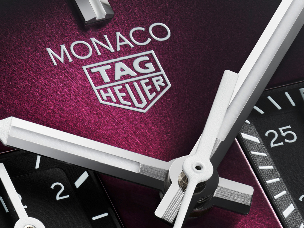 Giới thiệu TAG Heuer Monaco Purple Dial